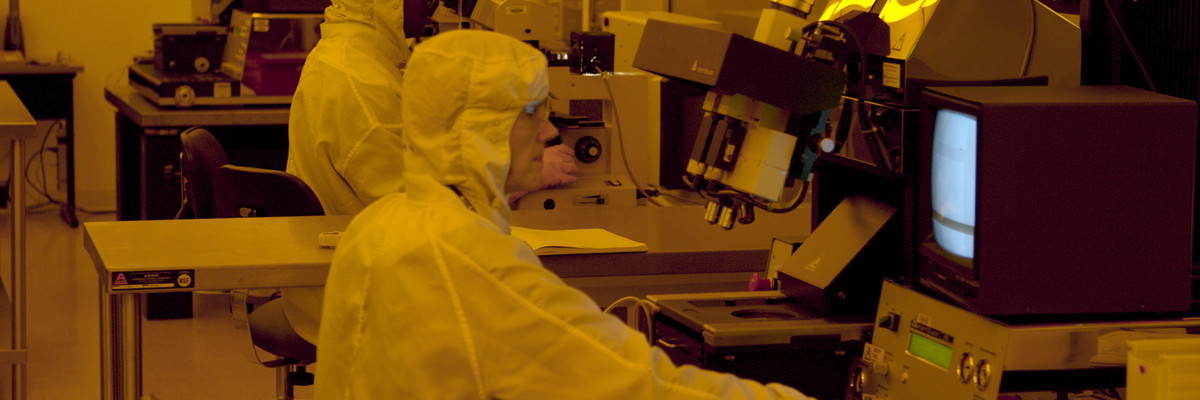 Cleanroom Researcher
