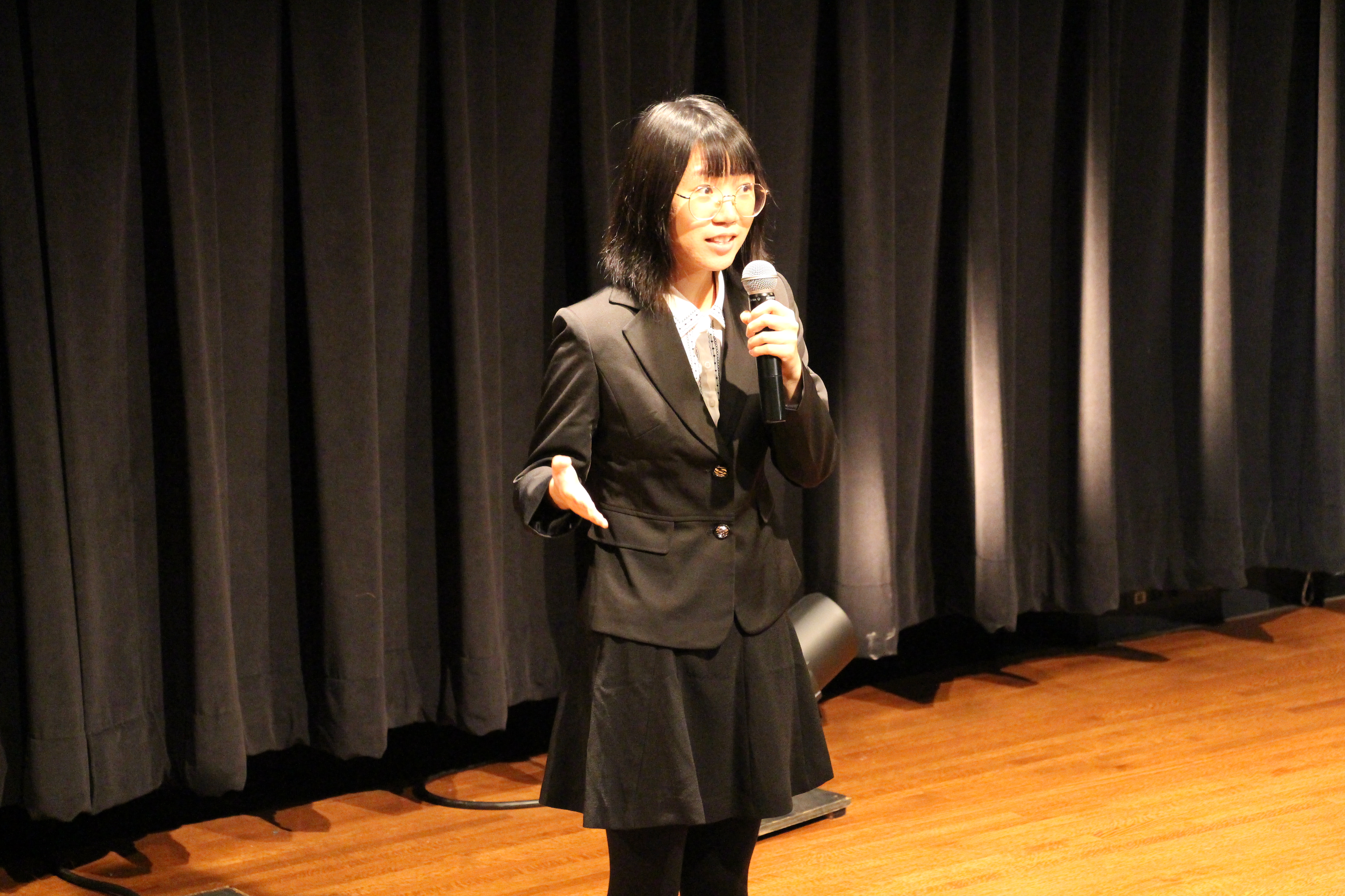 Yaling Liu presents her research