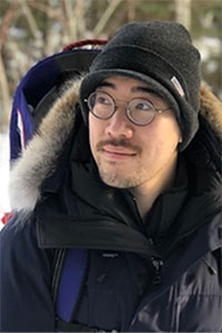 Prof Peter Kang outdoor profile picture