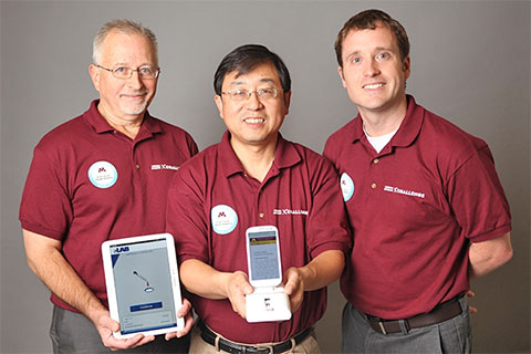 photo of z-Lab winners holding winning model