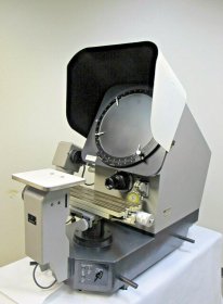 Mitutoyo PH350 Profile Projector