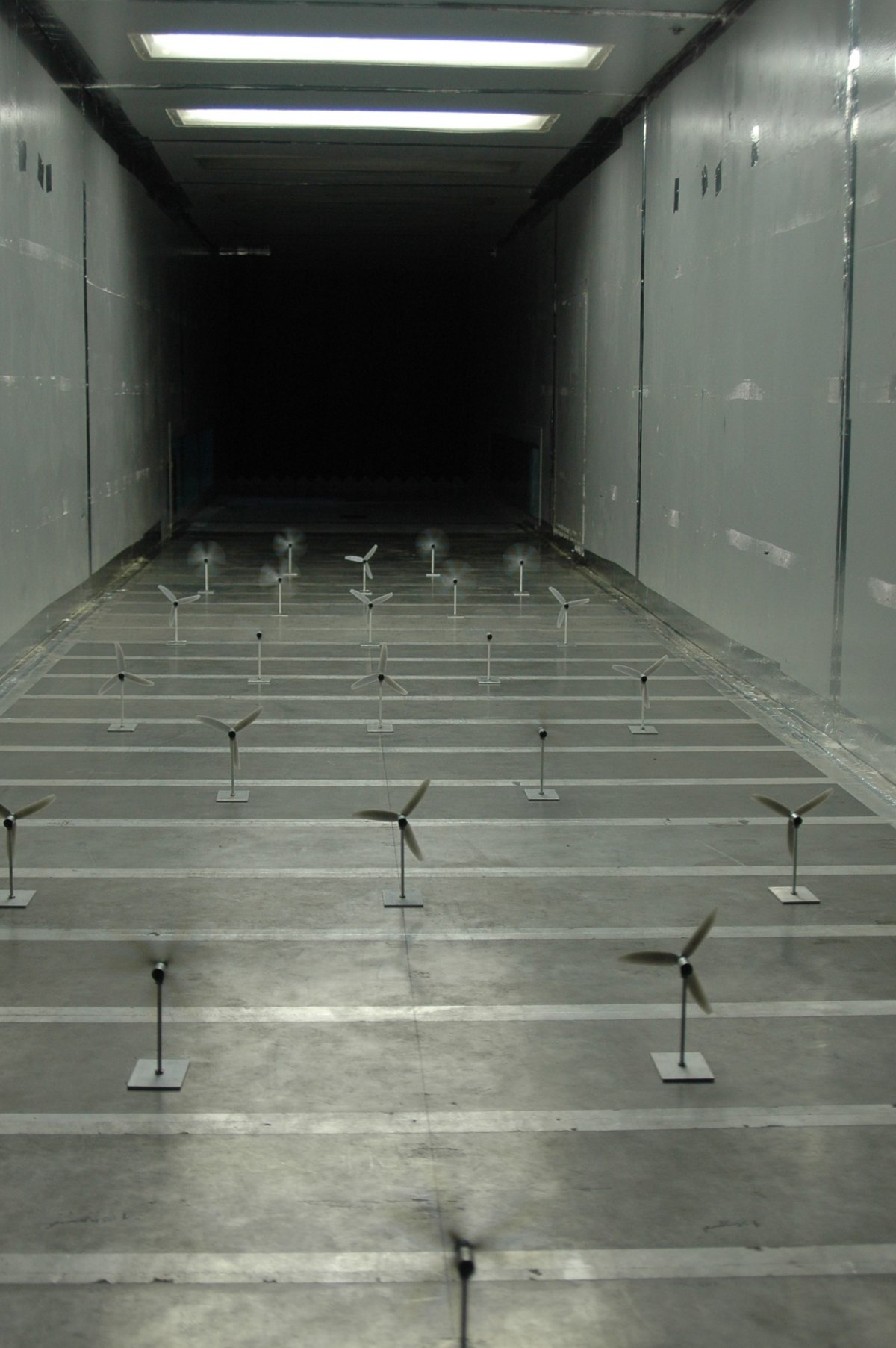 Small turbine models in the SAFL wind tunnel