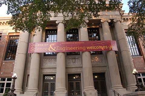 CSE Welcome banner hanging on Walter Library